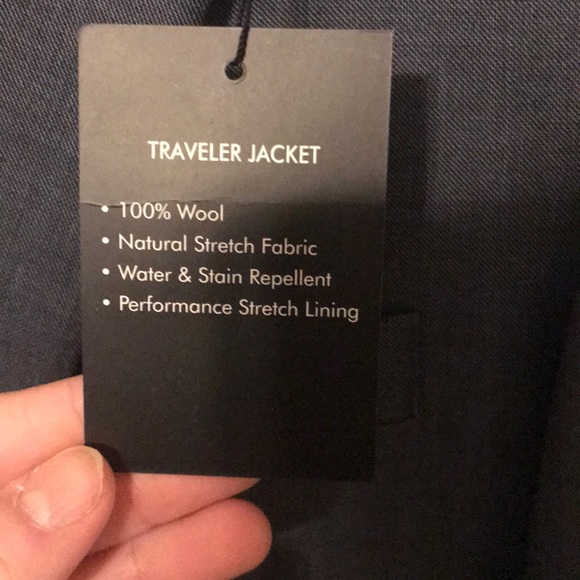 Men’s Suit - Picture 4 of 5